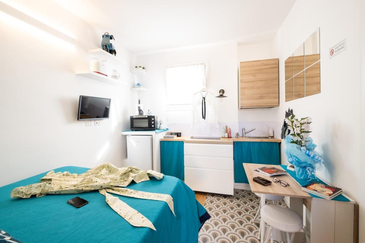 Apartment Romantic Tiny House Aventino Rom